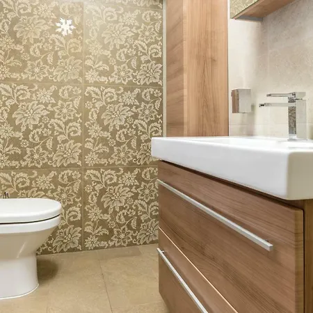 Beachfront - Tower Road Sliema